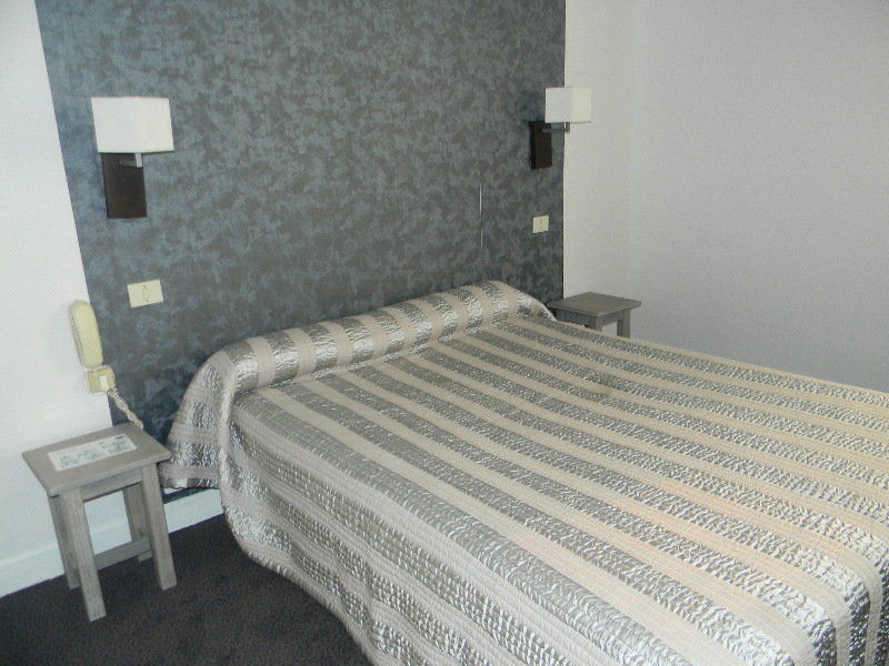 Brit Hotel Cahors - Le France Buitenkant foto